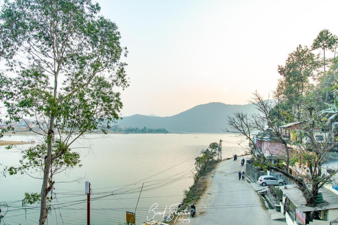 Grand Shivalaya Hotel And Restro Pokhara Exterior foto